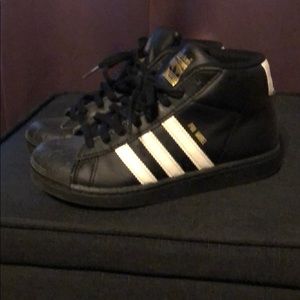 Boys high top shell toe Adidas